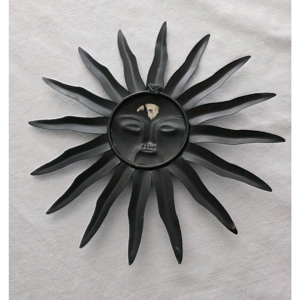 Rustic Metal Sun Wall Art Patina Celestial 90s Vintage - Picture 6 of 7